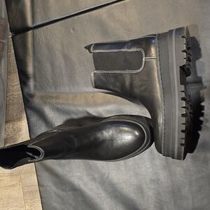 Marc Fisher platform boots